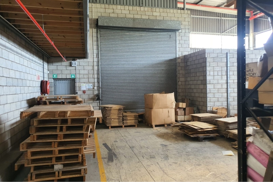 To Let commercial Property for Rent in Uitenhage Central Eastern Cape